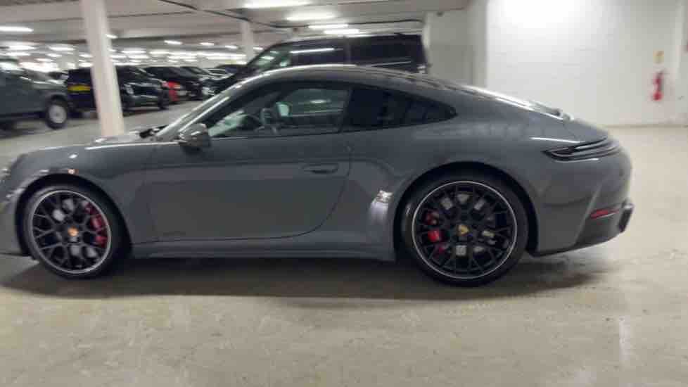 More views of Porsche 911