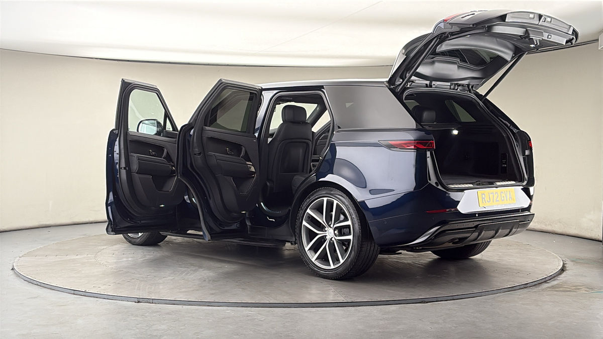 More views of Land Rover Range Rover Sport