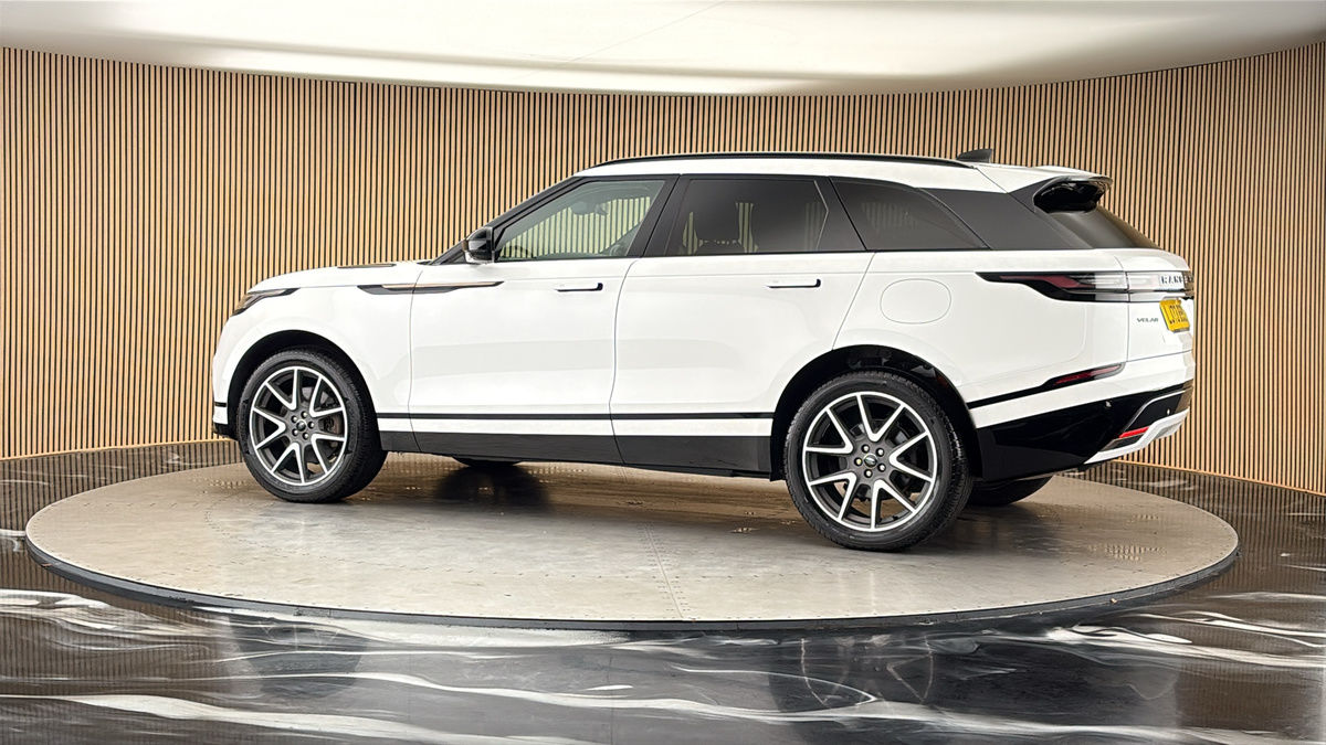 More views of Land Rover Range Rover Velar