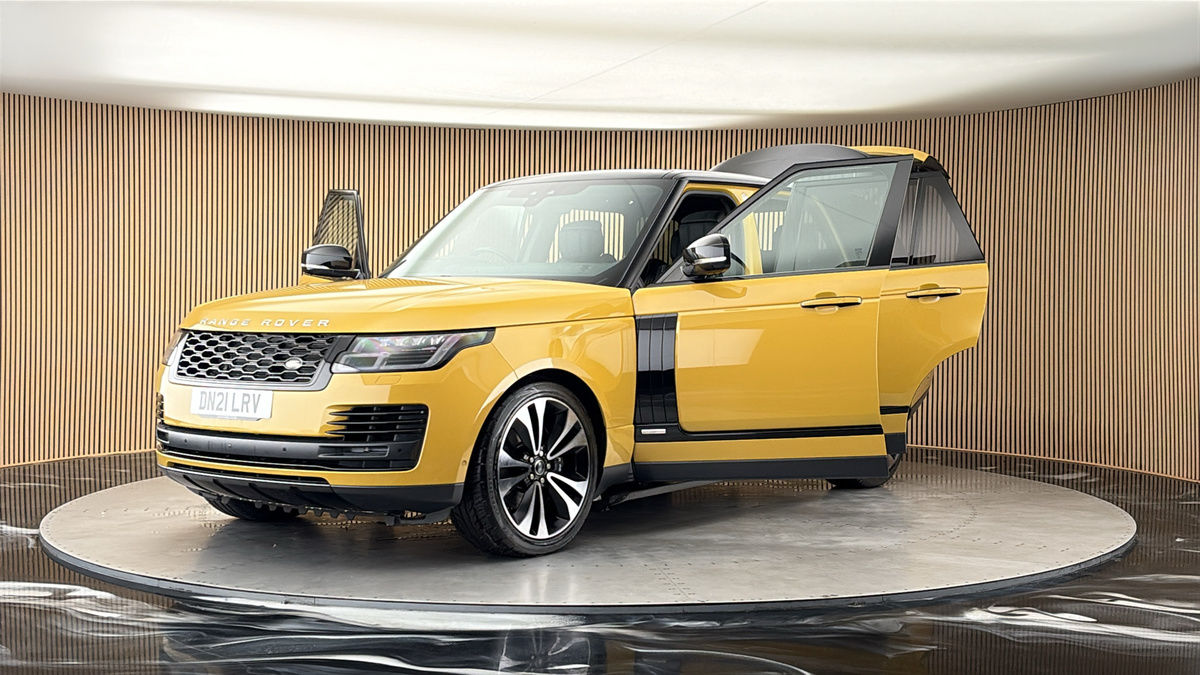 More views of Land Rover Range Rover