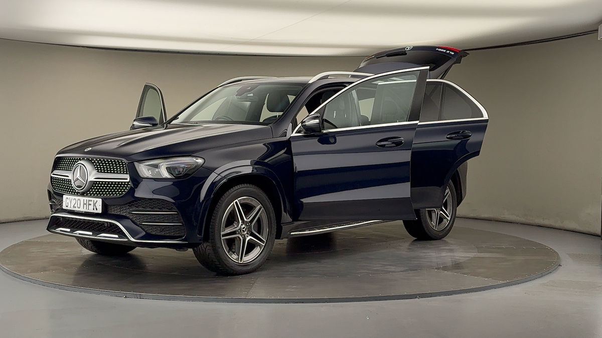More views of Mercedes-Benz GLE