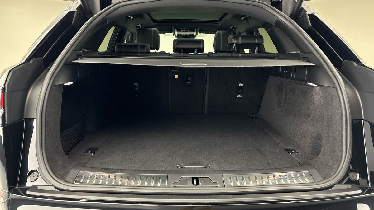 Land Rover Range Rover Velar Image 22