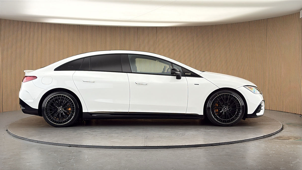 Mercedes-Benz EQE Image 16