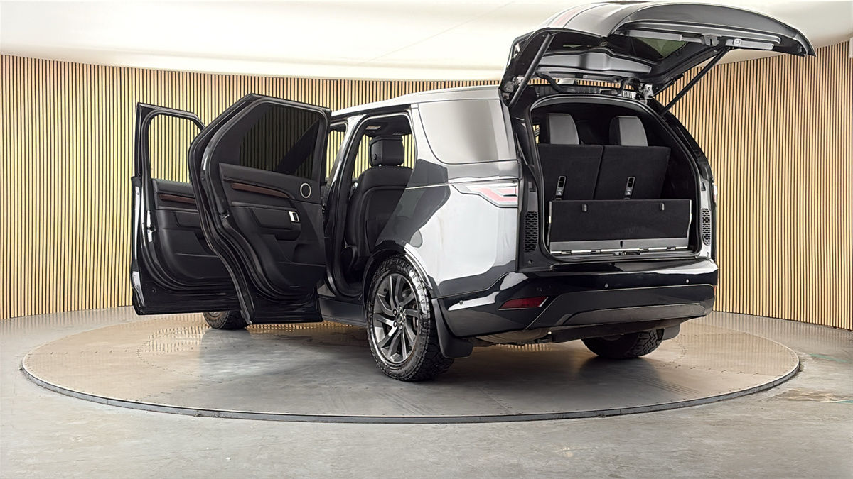 Land Rover Discovery Image 23
