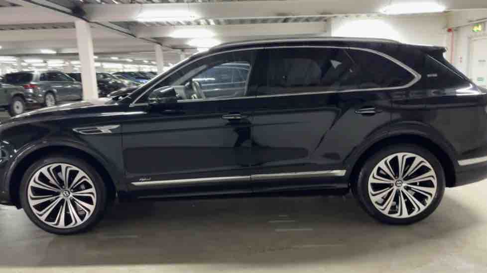 More views of Bentley Bentayga