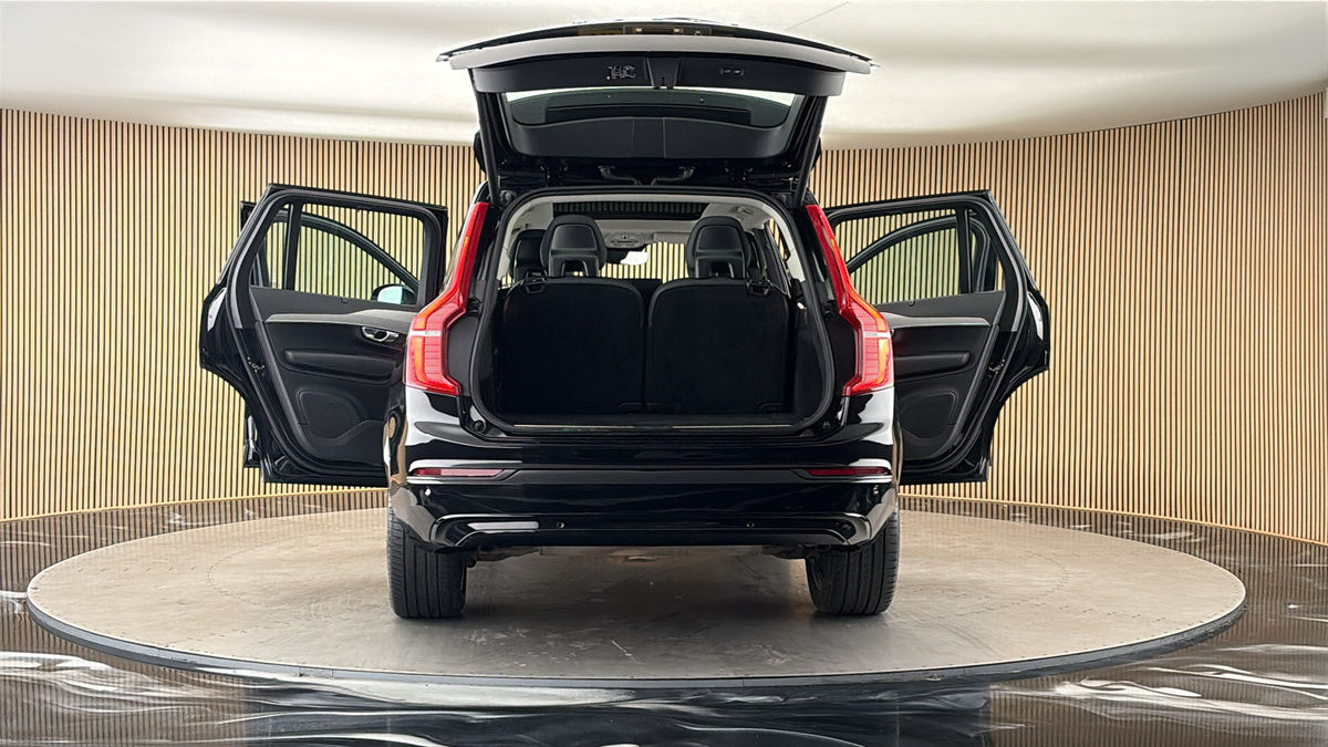 More views of Volvo XC90