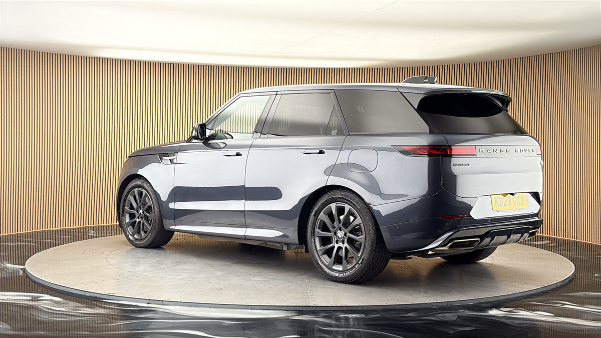 More views of Land Rover Range Rover Sport