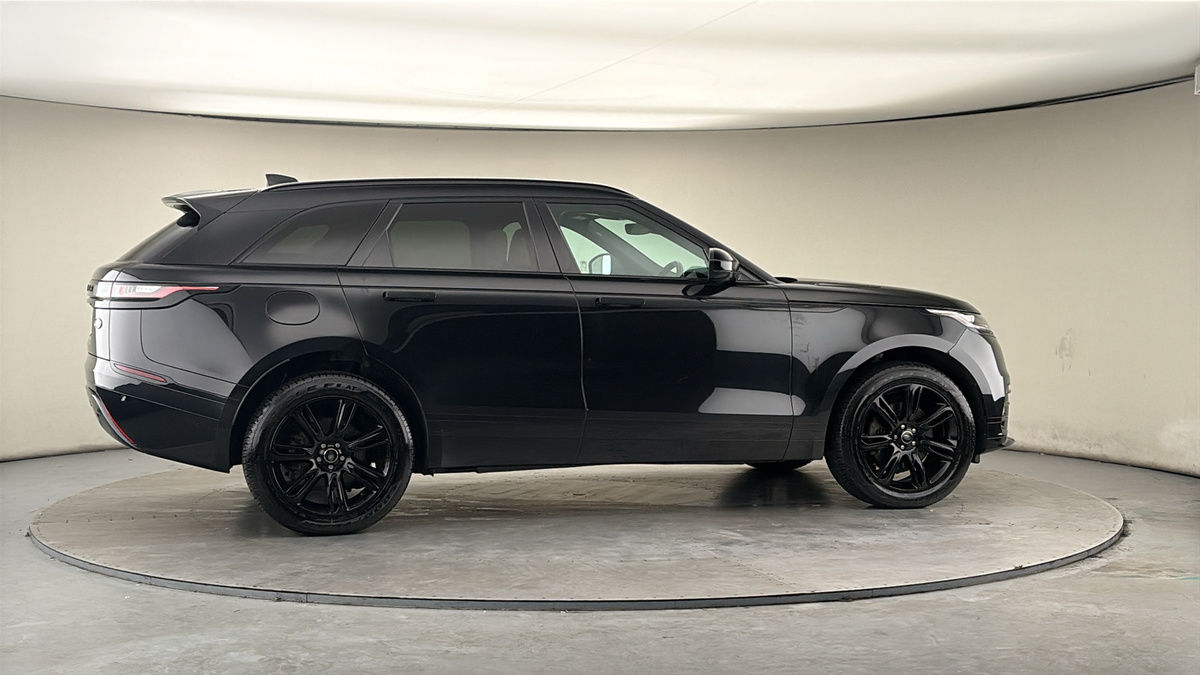 More views of Land Rover Range Rover Velar