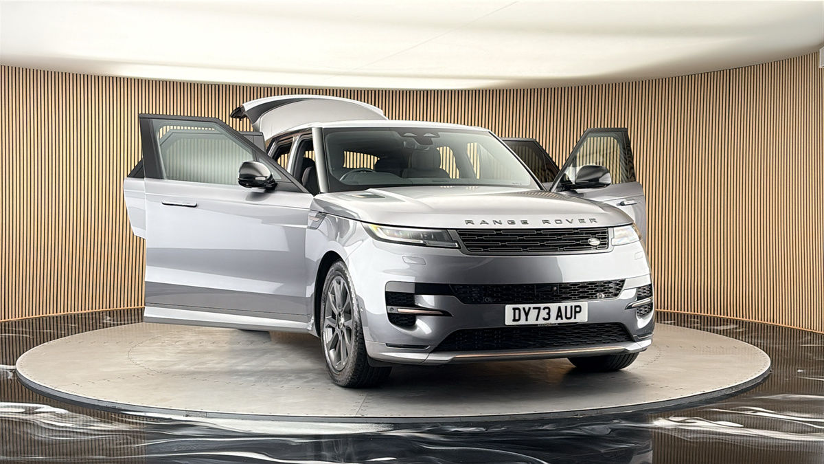 More views of Land Rover Range Rover Sport