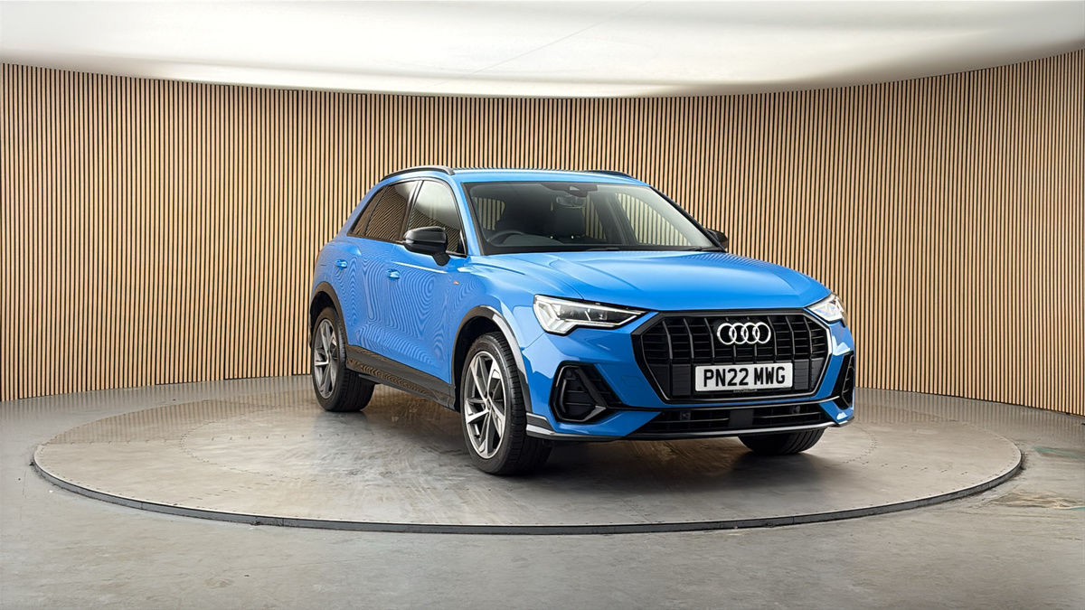 More views of Audi Q3
