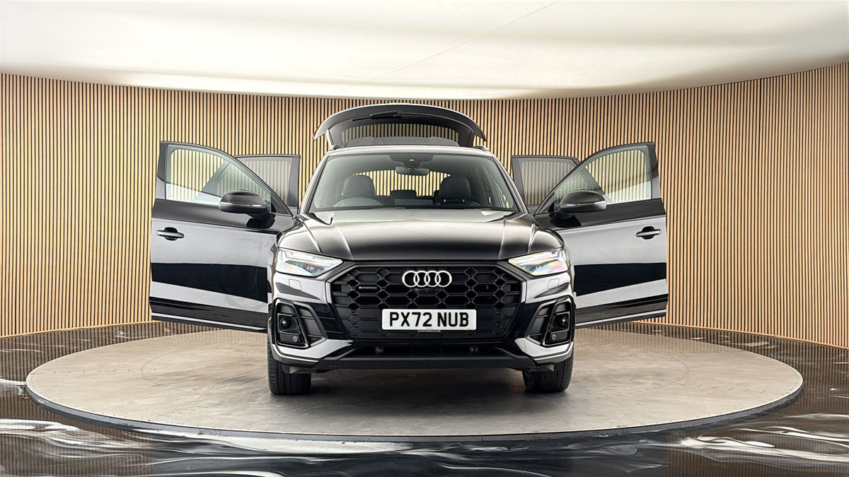 More views of Audi Q5