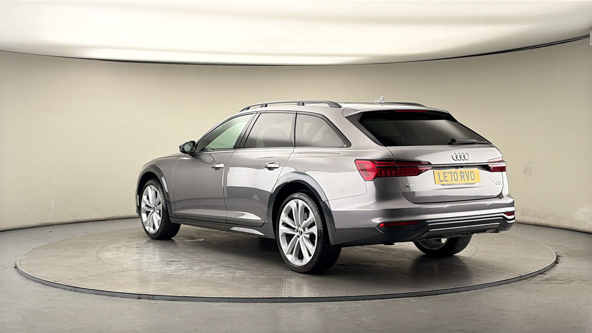Audi A6 Allroad Image 2