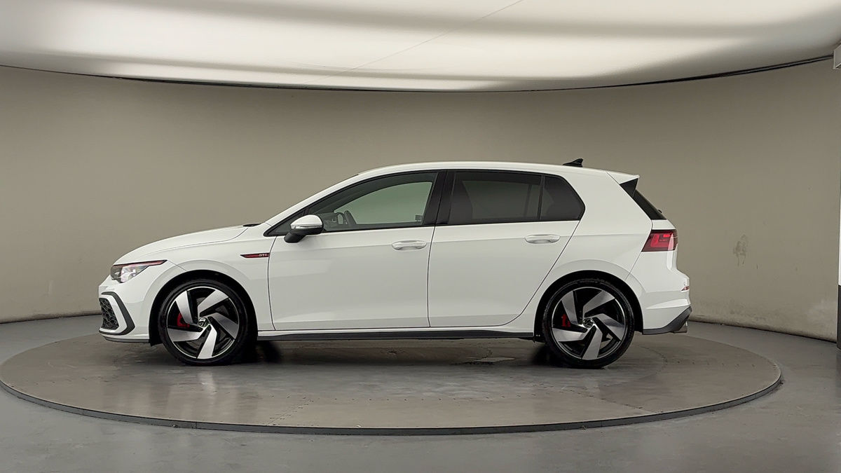 Volkswagen Golf Image 15