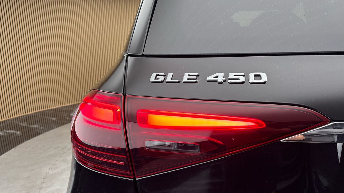 Mercedes-Benz GLE Image 39