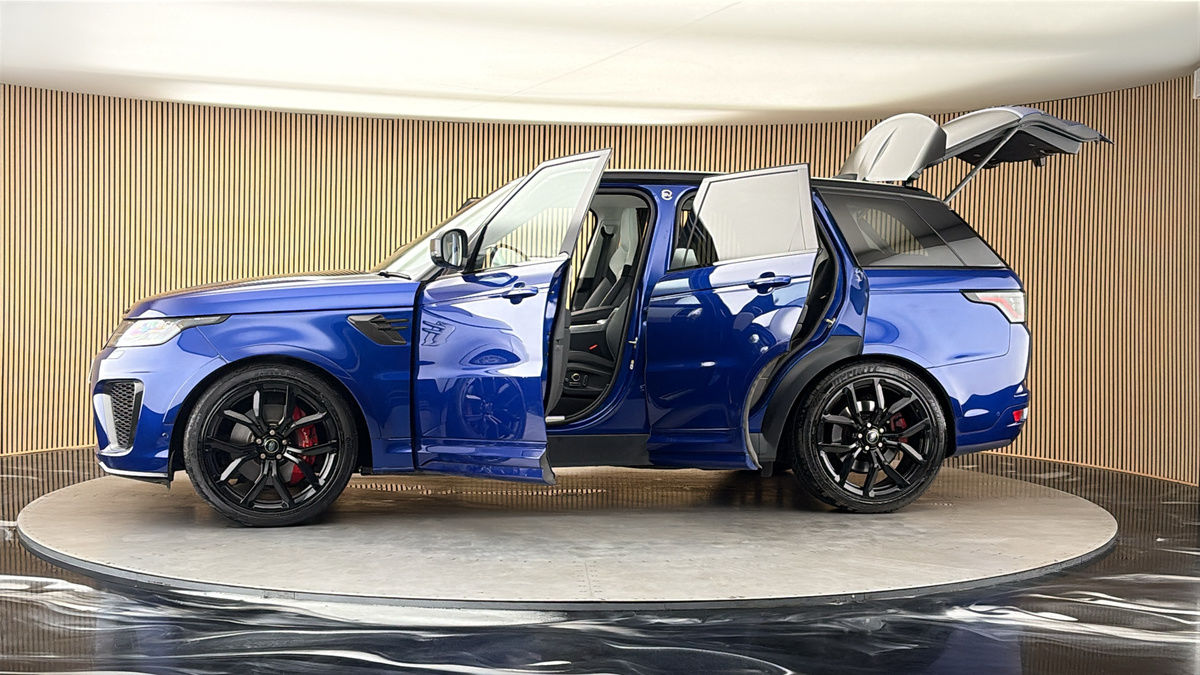 More views of Land Rover Range Rover Sport