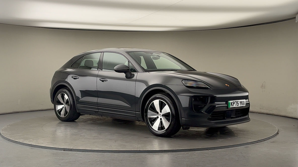 More views of Porsche Macan