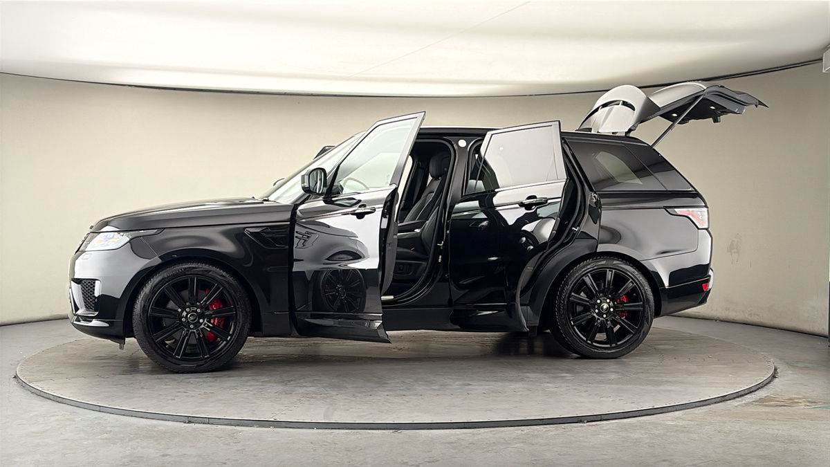 More views of Land Rover Range Rover Sport