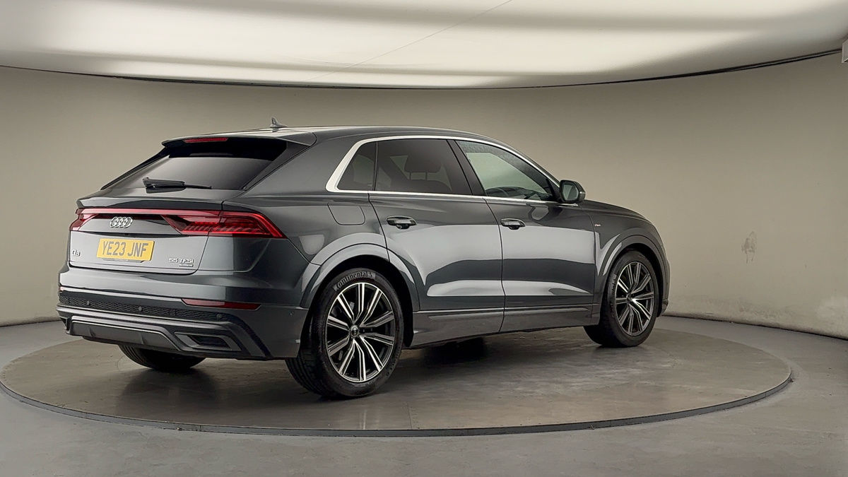 Audi Q8 Image 21