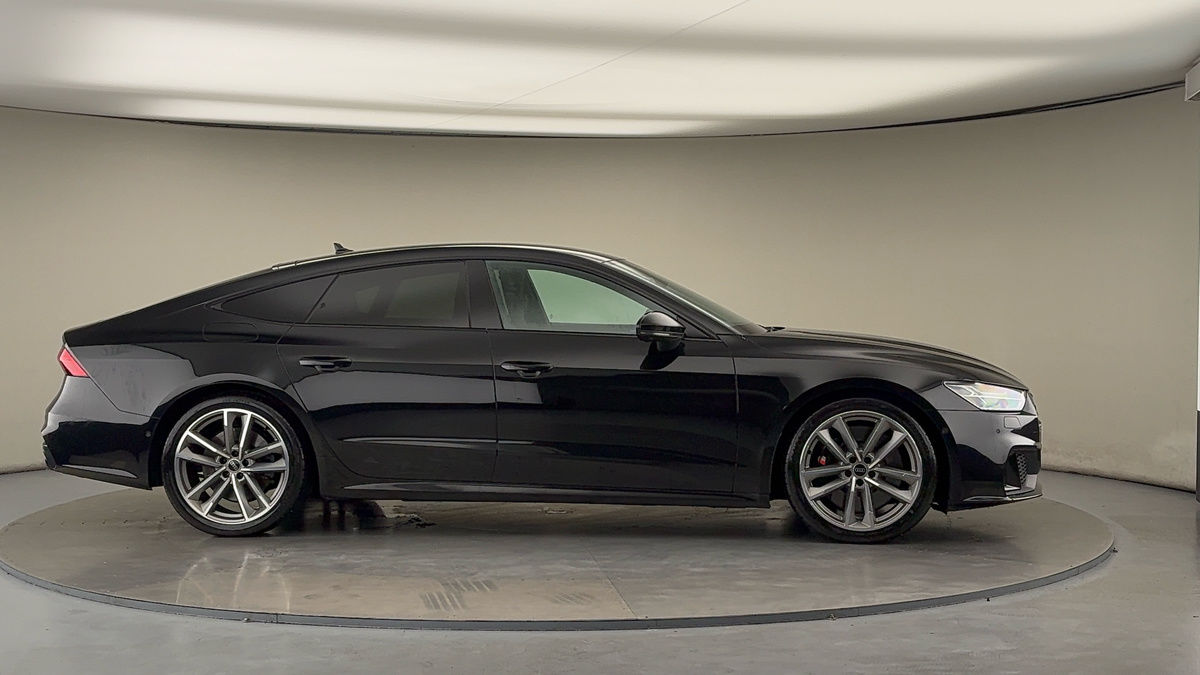 More views of Audi S7