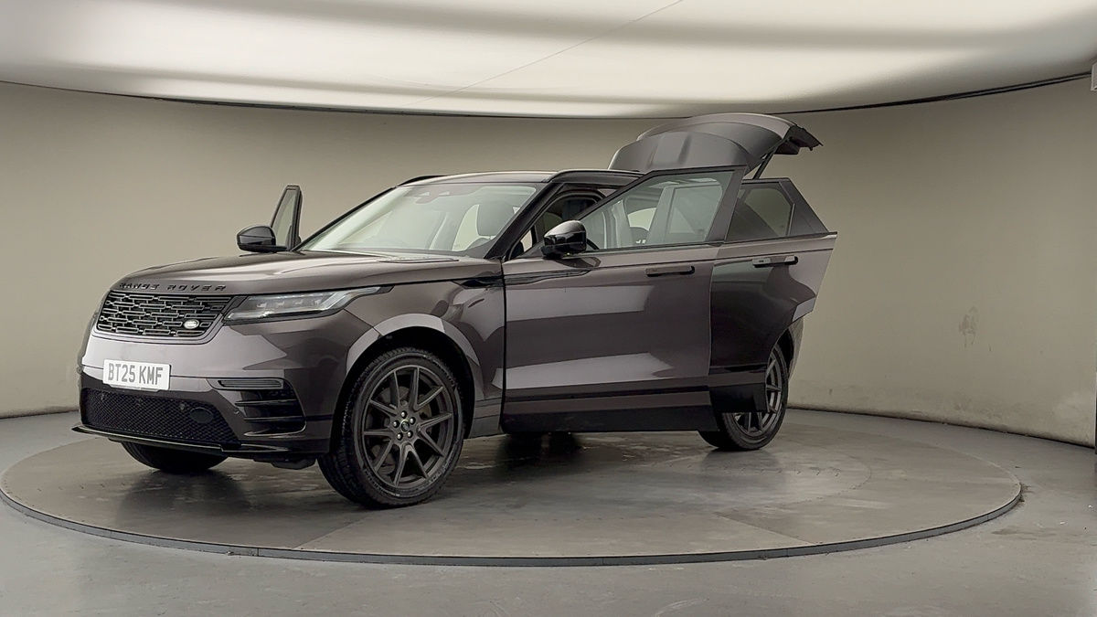More views of Land Rover Range Rover Velar