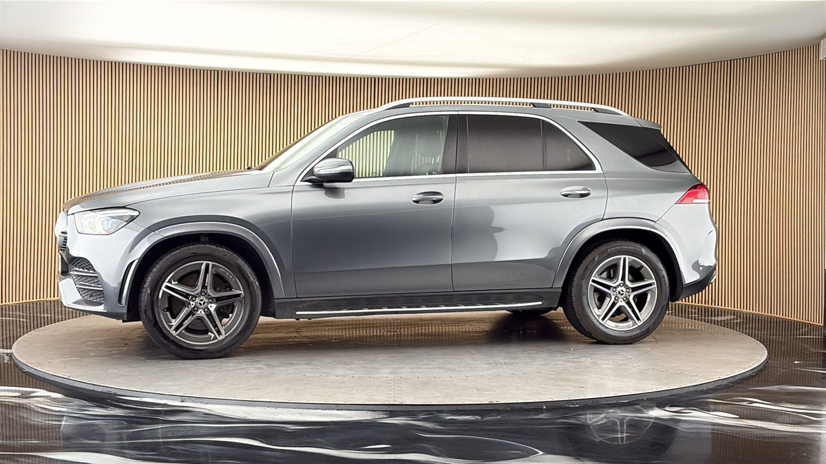 More views of Mercedes-Benz GLE