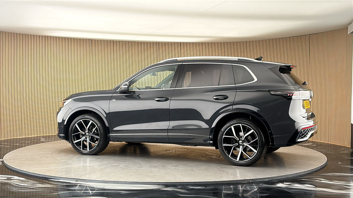 More views of Volkswagen Tiguan