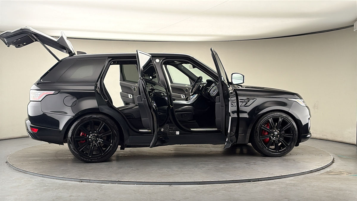 More views of Land Rover Range Rover Sport
