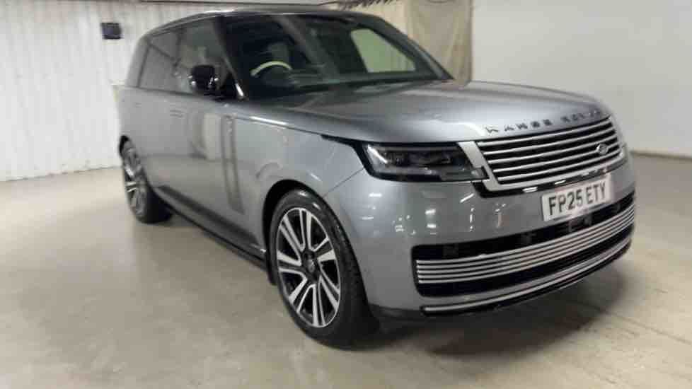 More views of Land Rover Range Rover