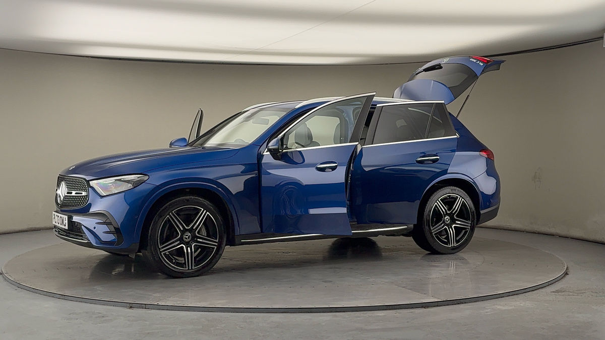 More views of Mercedes-Benz GLC