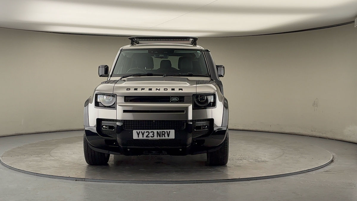 Land Rover Defender 90 Image 3