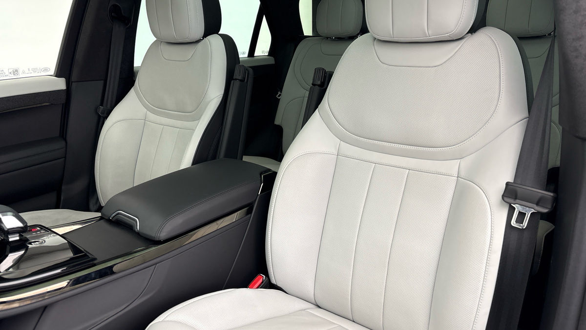 Land Rover Range Rover Sport Image 7