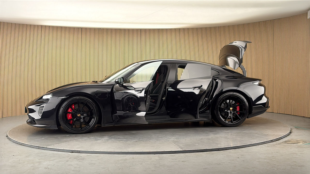 More views of Porsche Taycan