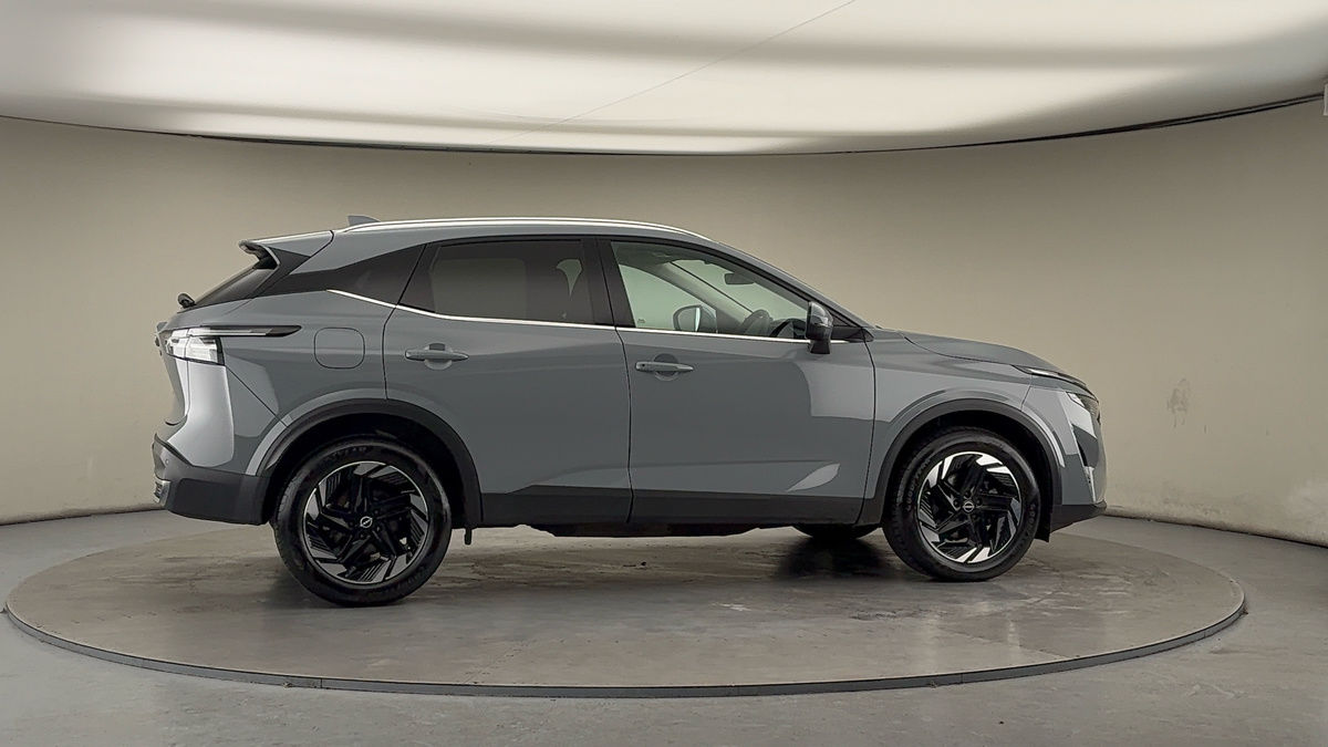 More views of Nissan Qashqai