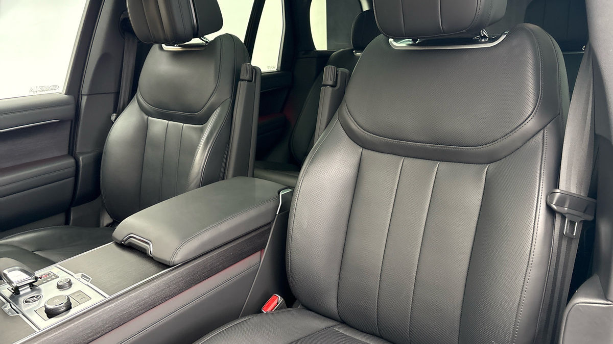 Land Rover Range Rover Image 7