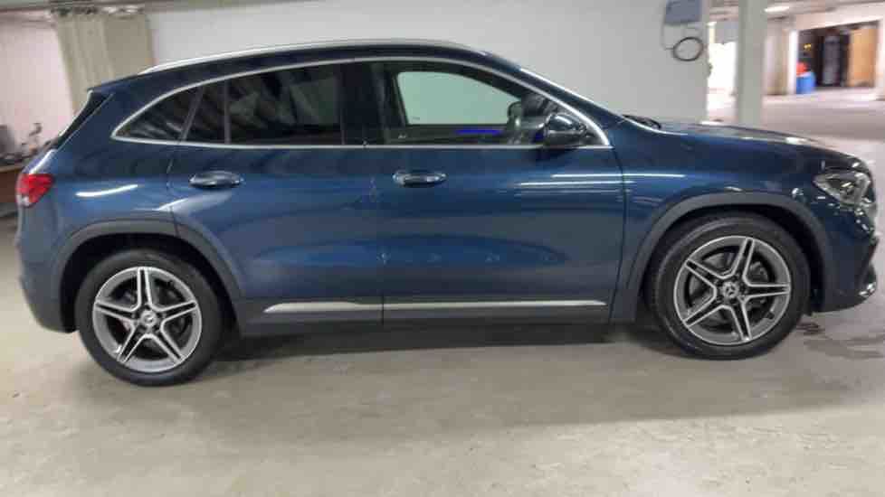 More views of Mercedes-Benz GLA