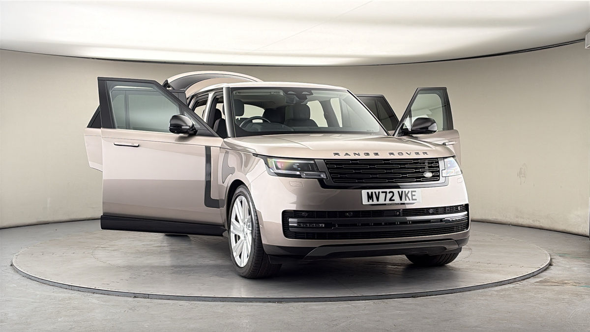 More views of Land Rover Range Rover