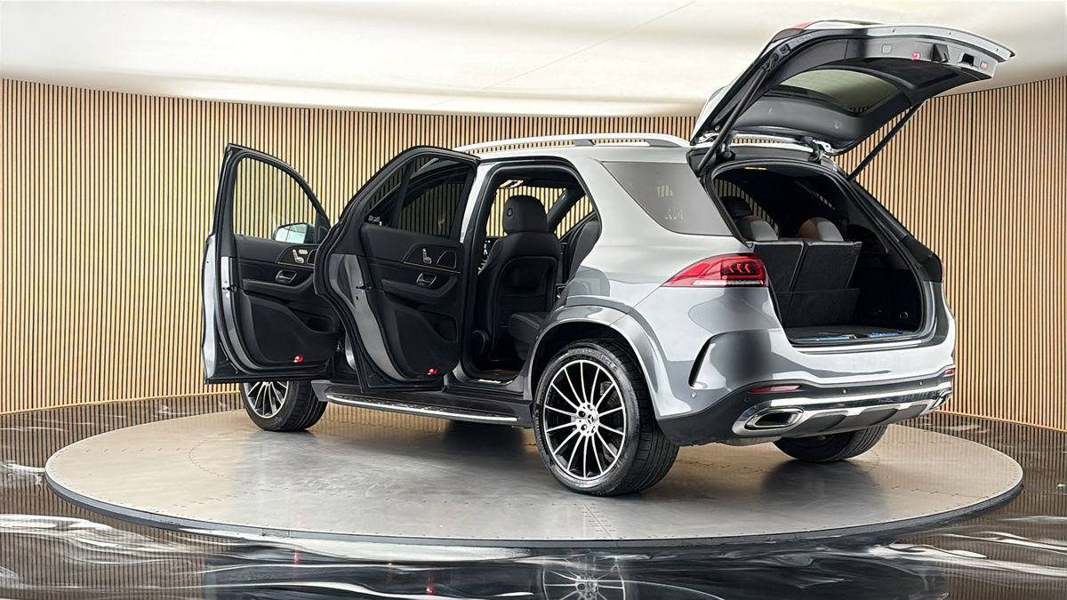 More views of Mercedes-Benz GLE