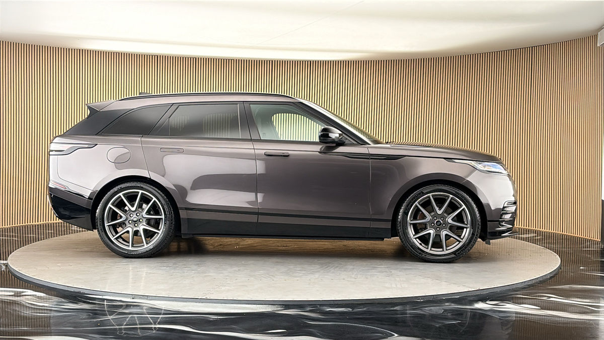 More views of Land Rover Range Rover Velar
