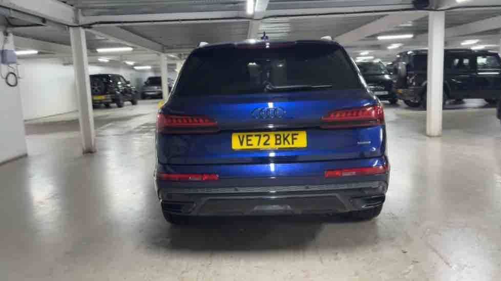 More views of Audi Q7