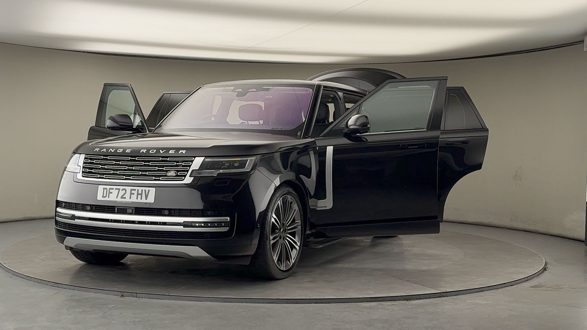 More views of Land Rover Range Rover