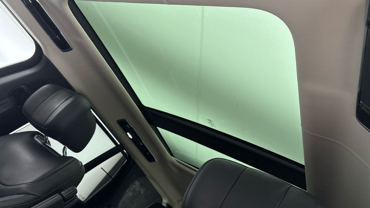 Land Rover Range Rover Image 6