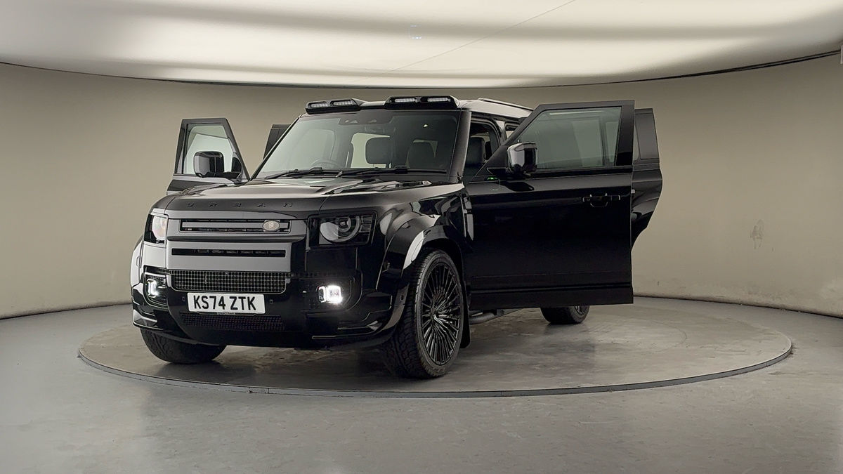 More views of Land Rover Defender 130