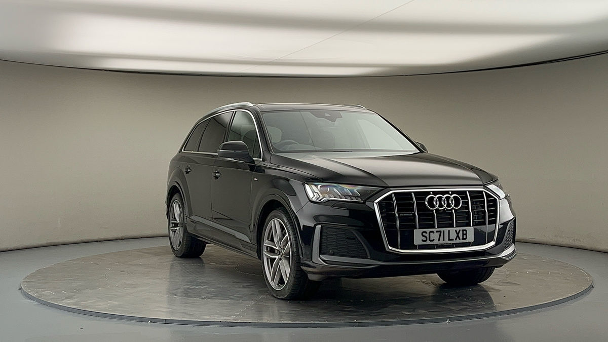 More views of Audi Q7