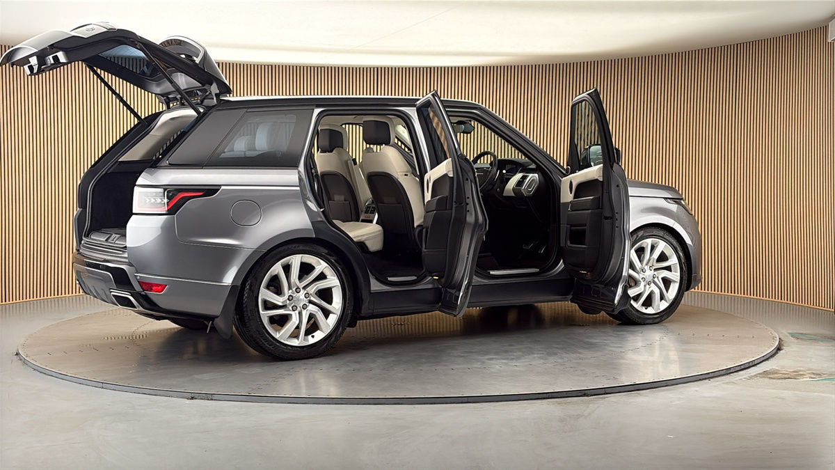 More views of Land Rover Range Rover Sport