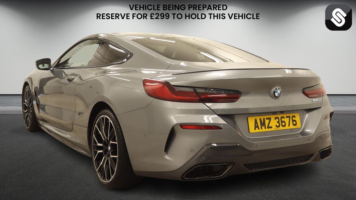 BMW 8 Series Image 3