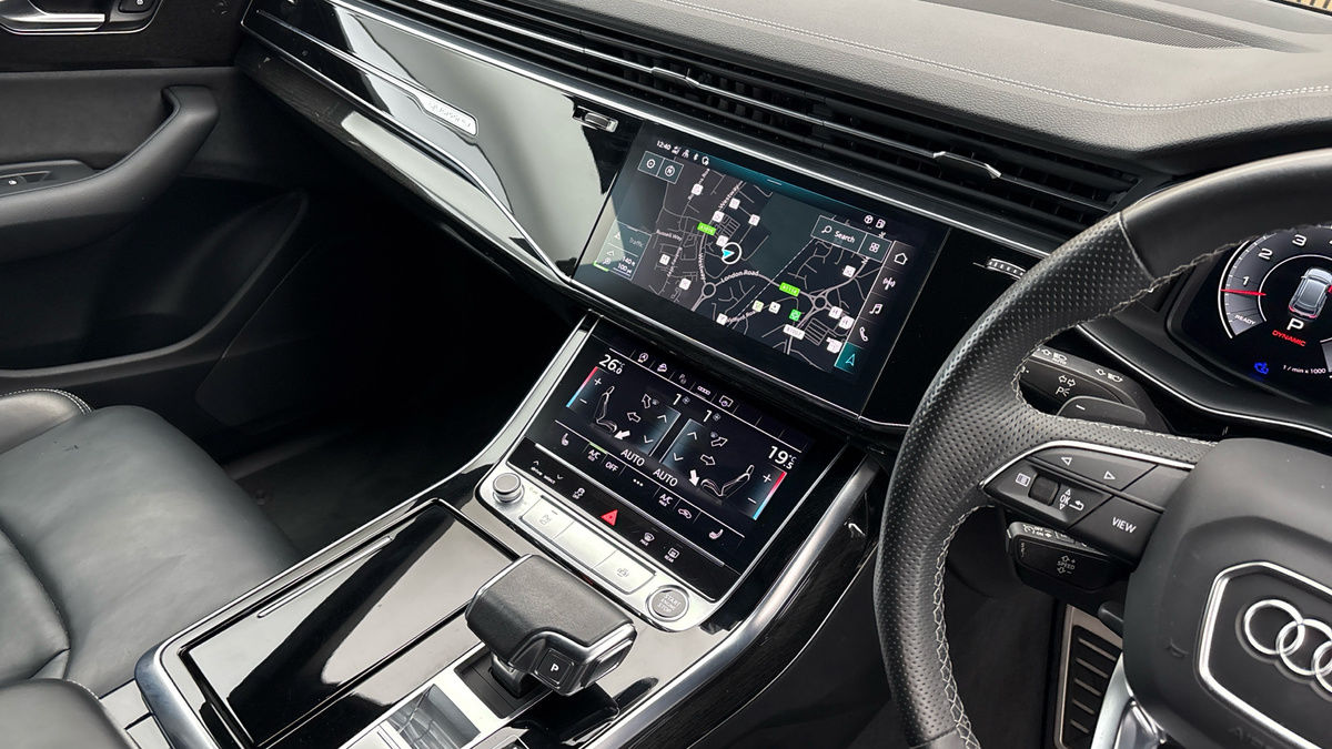 Audi Q8 Image 18