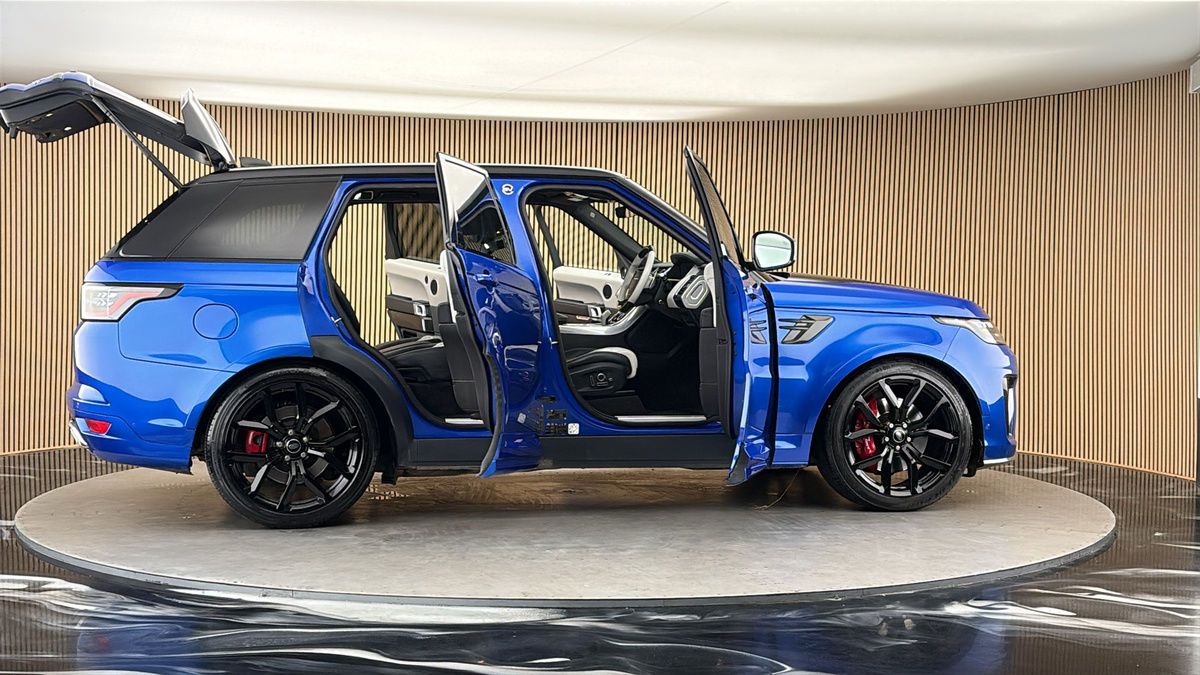 More views of Land Rover Range Rover Sport