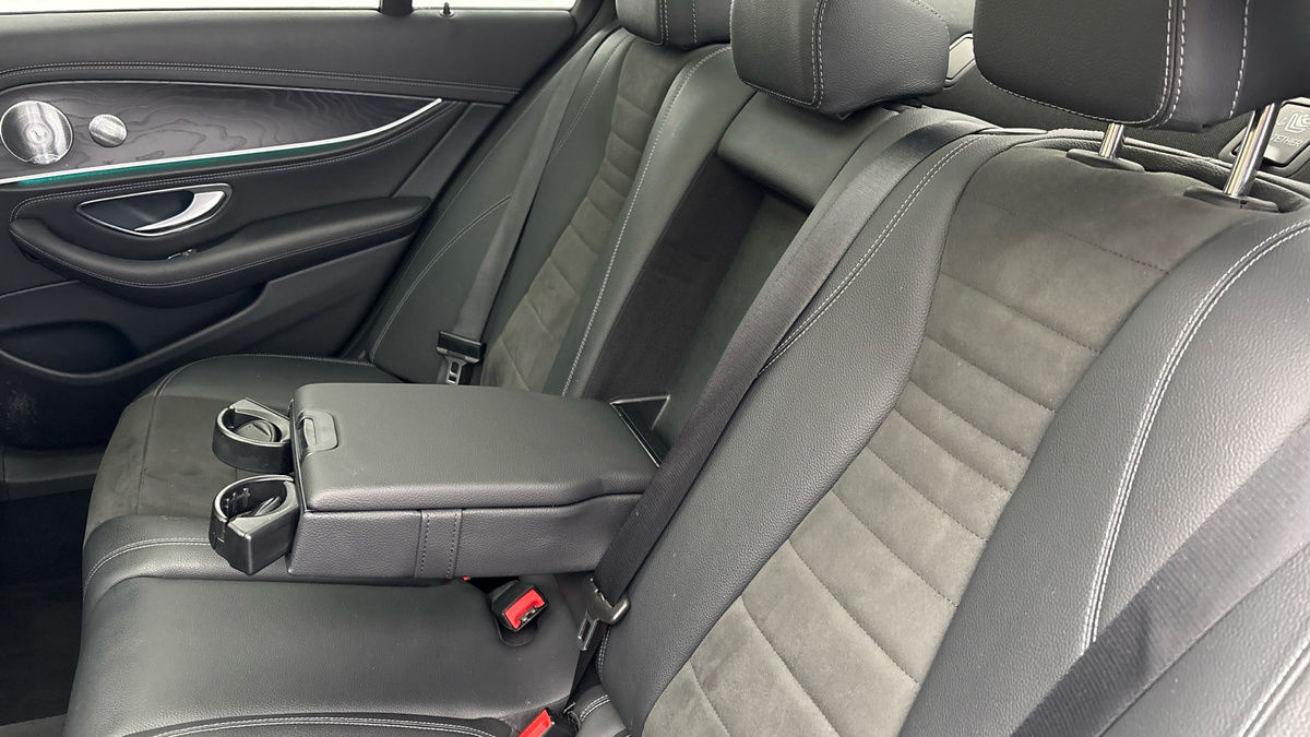 Mercedes-Benz E Class Image 9