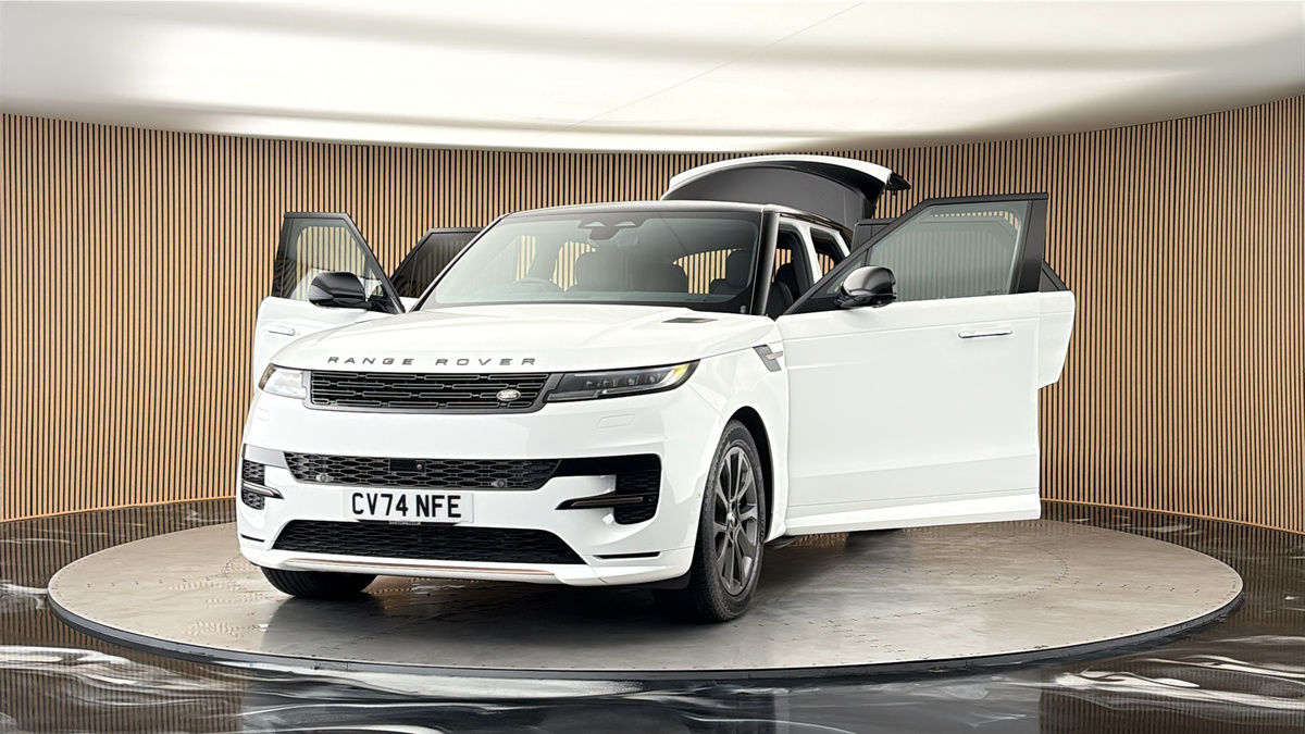 More views of Land Rover Range Rover Sport