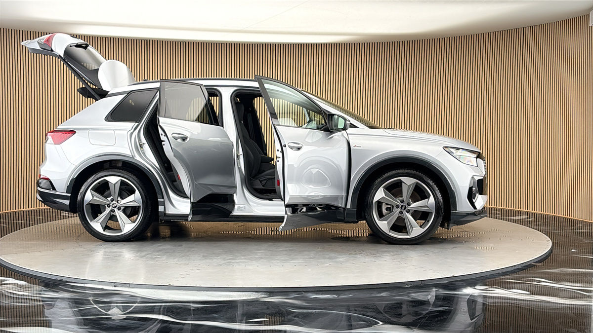 More views of Audi Q4 e-tron